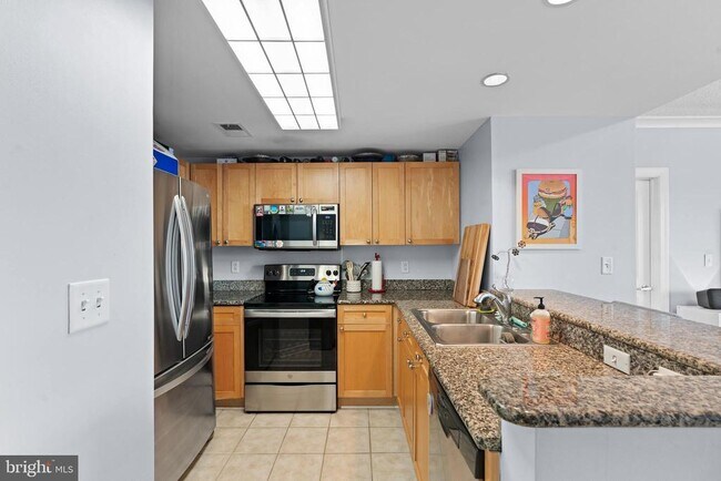 Photo - 777 7th St NW Unit 1014