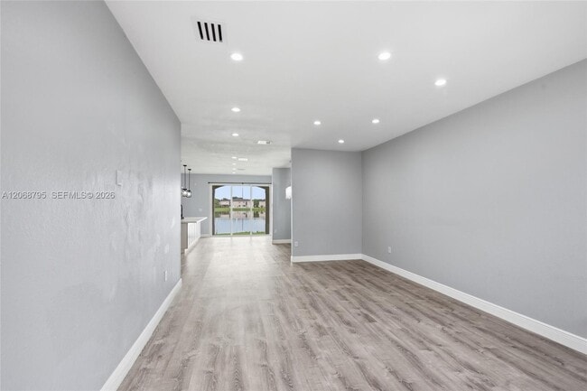Photo - 15411 SW 9th Way