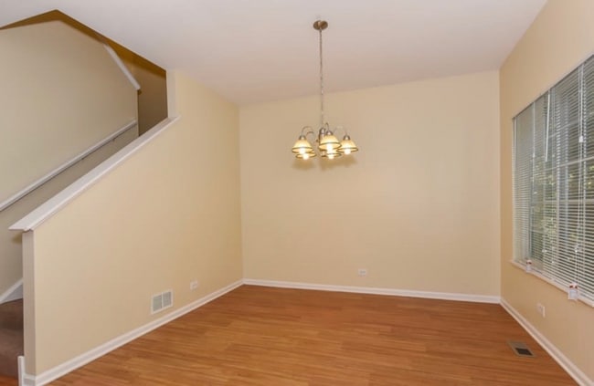 Photo - 609 N Lyle Ave