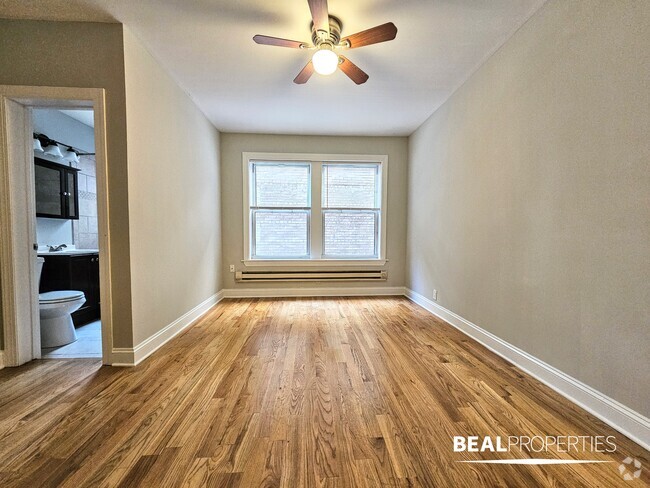 Building Photo - 511 W Melrose St Unit 1 bed Rental
