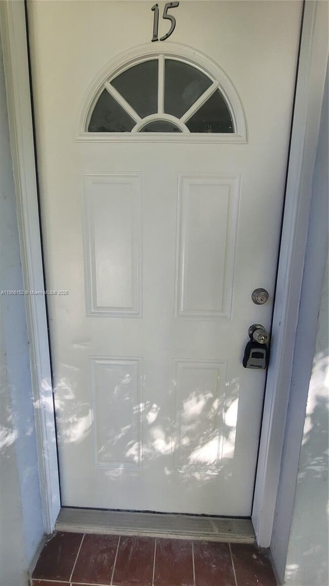 Photo - 2615 SW 22nd Ave Unit 15