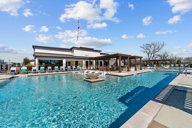 Building Photo - Mansions of McKinney Rental