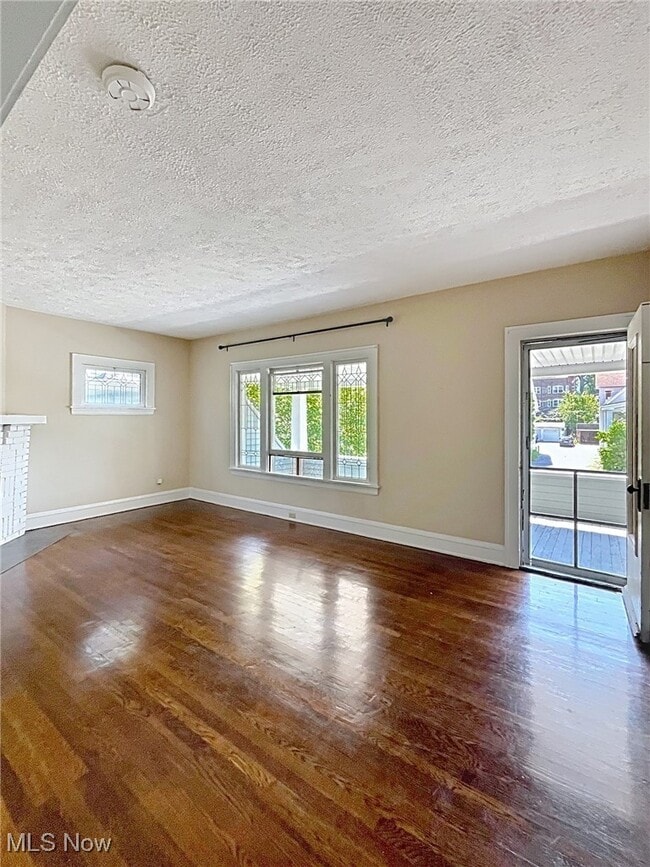 Photo - 2683 Hampshire Rd Unit 2