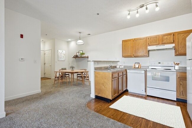 Oxford - 1 Bed / 1 Bath - 922 Sq.Ft.