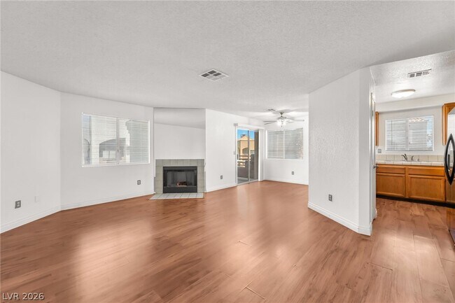 6859 Tamarus St Unit 202
