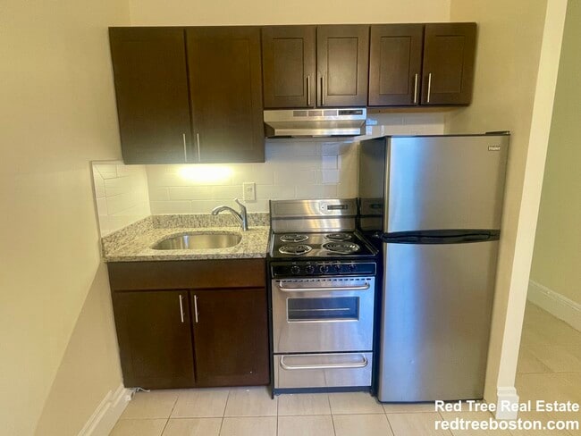 Photo - 62 Boylston St Unidad 519