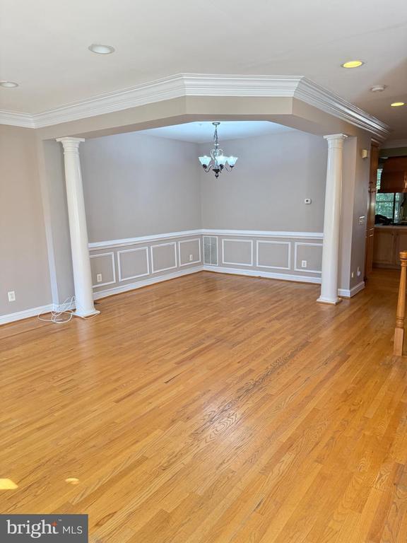 Photo - 1326 Lessard Ln