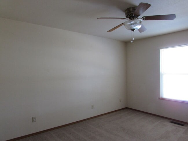 Photo - 20320 Skyview Dr Unit C