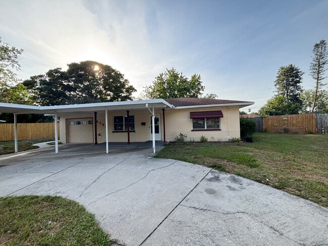 Building Photo - 5299 32nd Terrace N