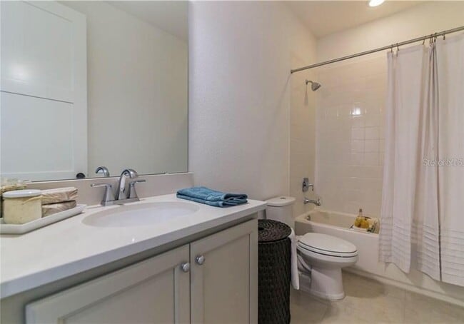 Building Photo - 8212 Nemours Pkwy Rental