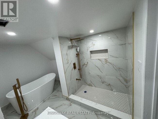 Photo - 49 Riverglen Dr