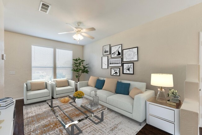 Photo - 519 Pickens Ln