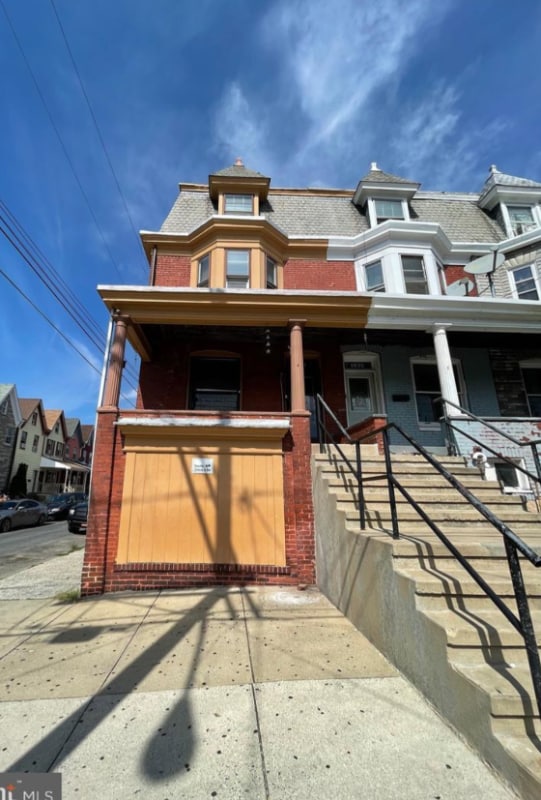 Building Photo - 1031 Marion St Unit 2