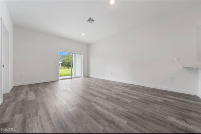 Photo - 1027 Meadow Rd