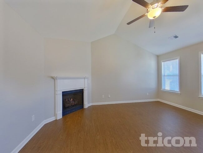 29 Mendham Ln