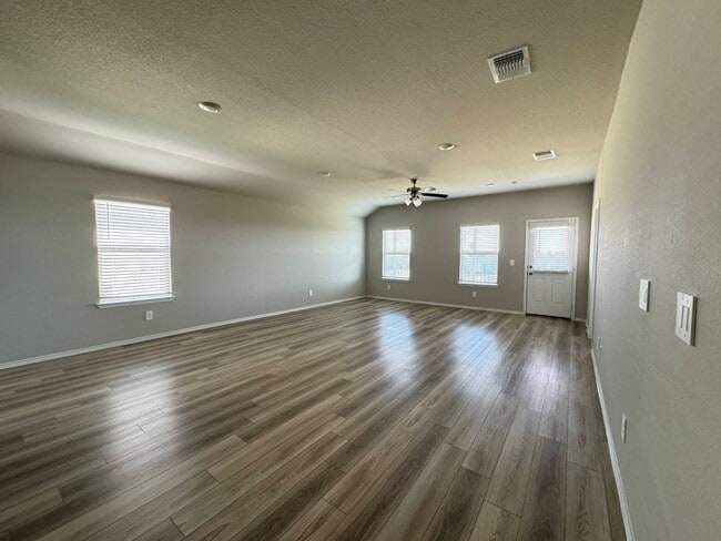 Photo - 2014 Gadwall Dr