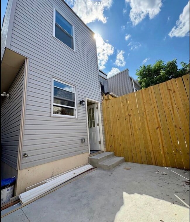 Photo - 2609 Earp St