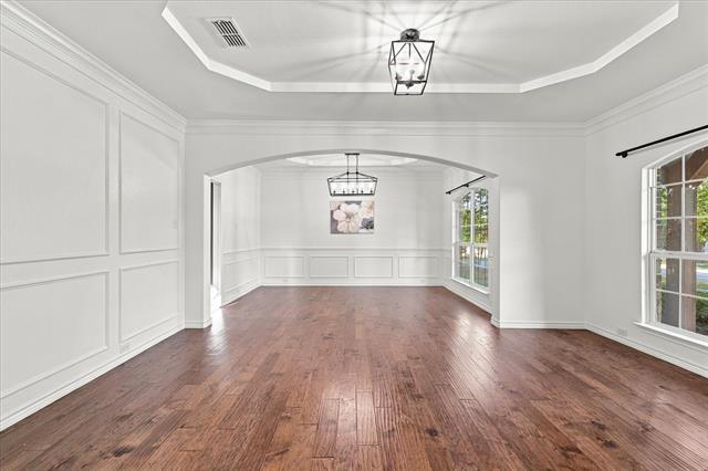 1329 Bateman Ln
