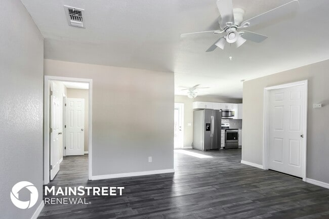 Photo - 2776 20th Ave SW