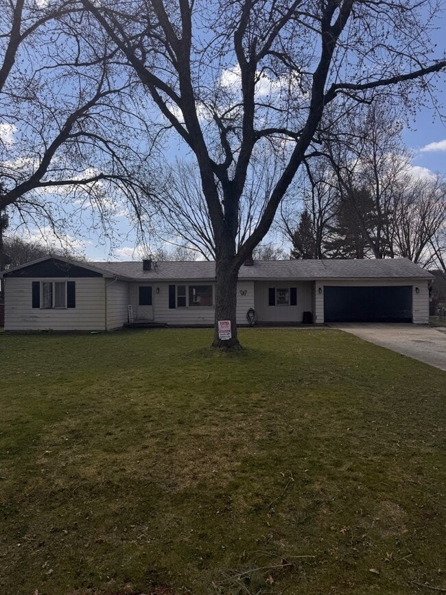Building Photo - 3 Bed 1 Bath HOUSE