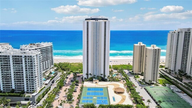 Building Photo - 3000 N Ocean Dr Unit PH-D Rental