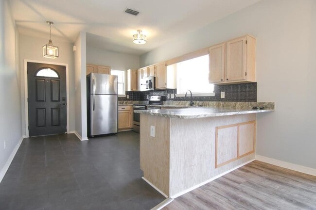 Photo - 7943 Audubon Dr