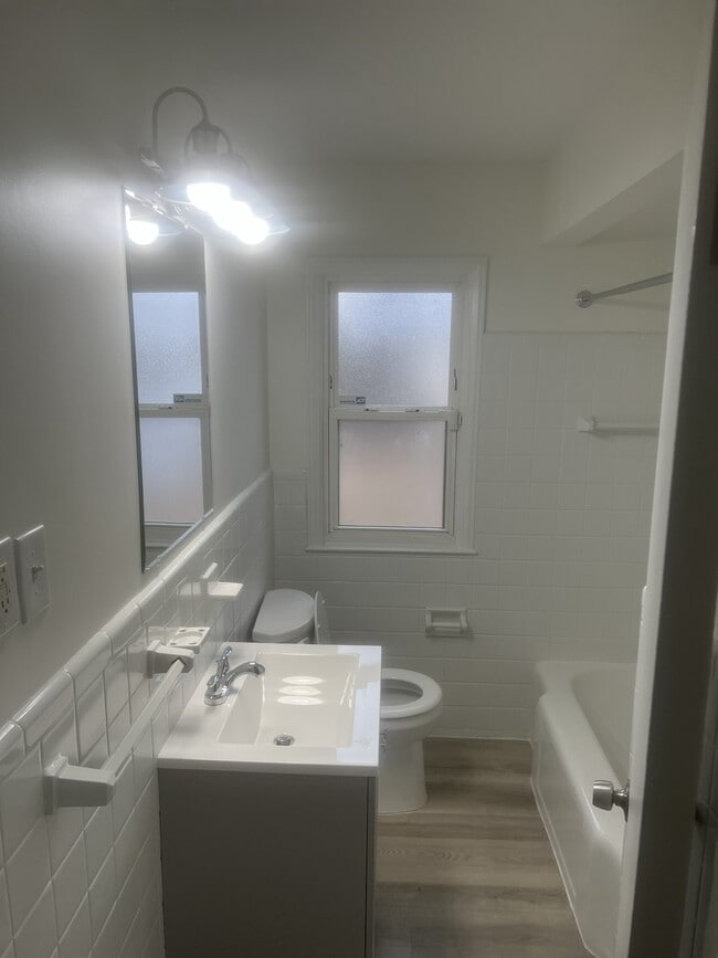 Photo - 19306 Cooley St