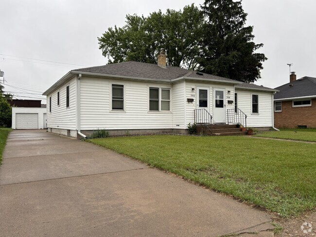 Building Photo - 1904 Goff Ave Unit 1904 Rental