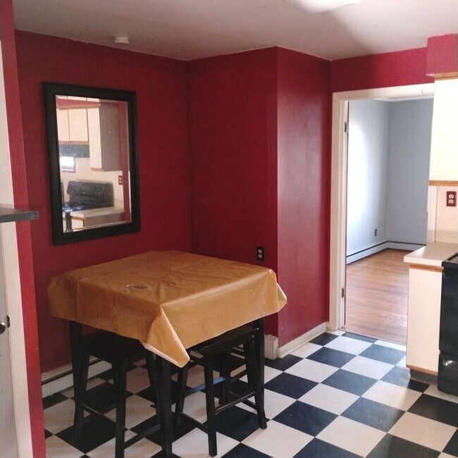 Photo - 13 Western Ave