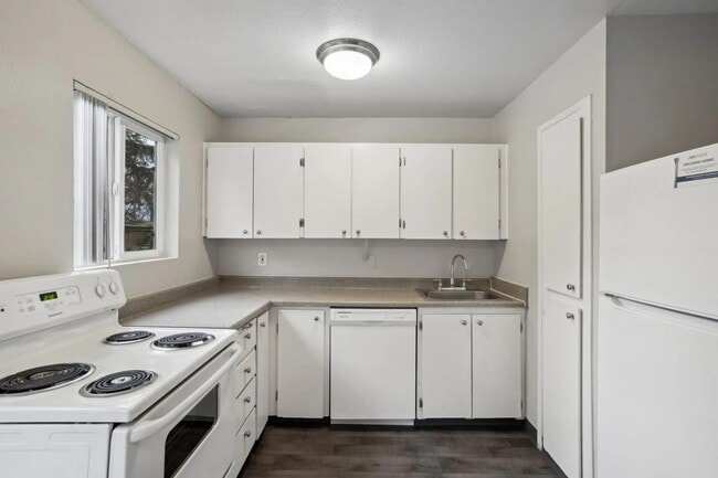 Arbor Place Apartments