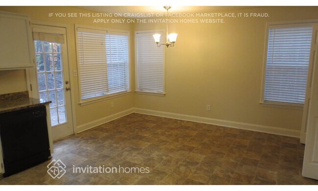 Photo - 2655 Plantation Way