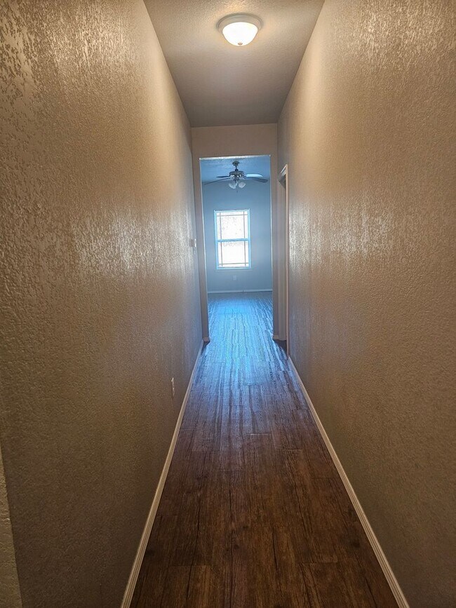 Photo - 2100 Ingalls Ln