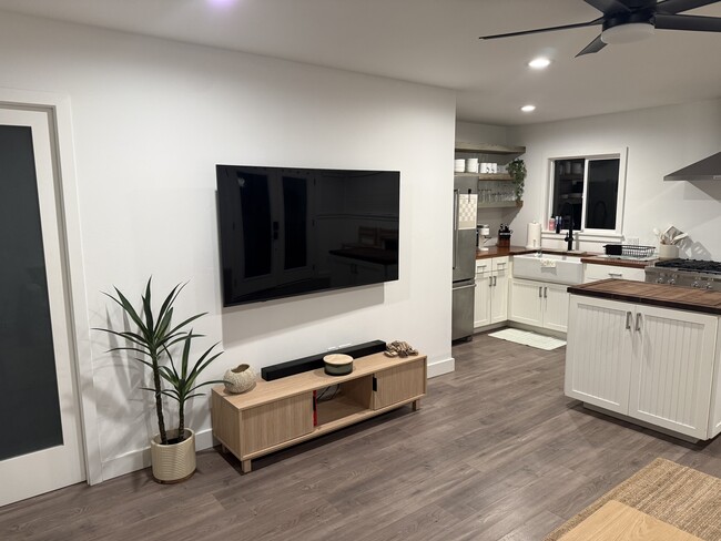 Photo - 221 Esparto Ave