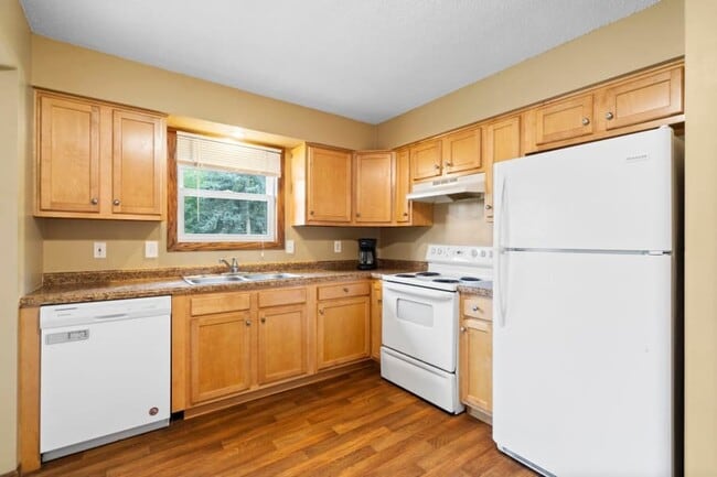 Photo - 16953 Garcia Wy Unit 4