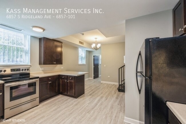 Photo - 6857 S Ridgeland Ave Unit 6857-101