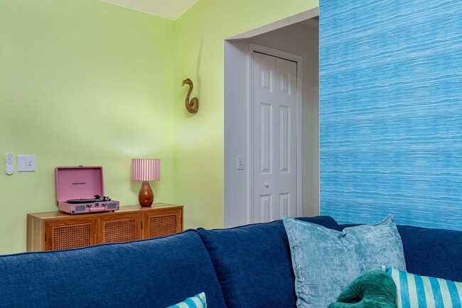 Photo - 1136 9th Square Unit ID1467671P