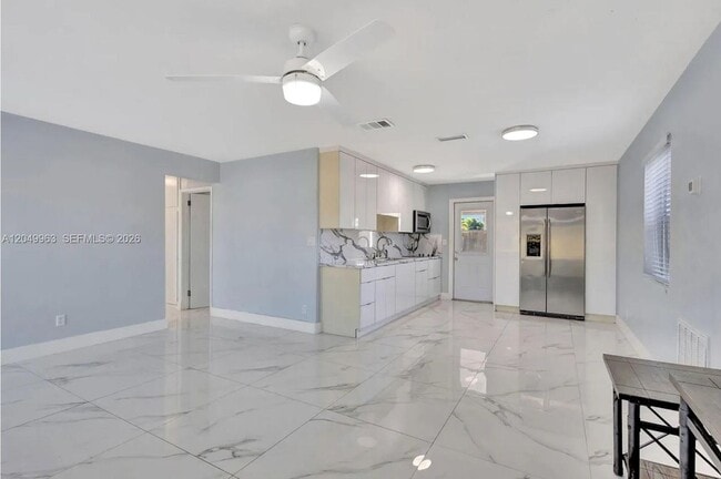 Photo - 1008 Elm Rd Unidad 1