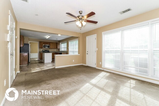 Photo - 835 Eagle Creek Dr NW