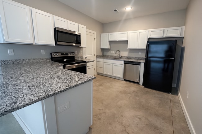 Building Photo - 2518/20 W 55th Unit 2520 W 55th