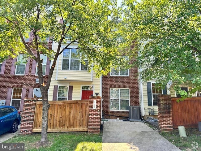 Building Photo - 111 Whiskey Creek Cir Rental