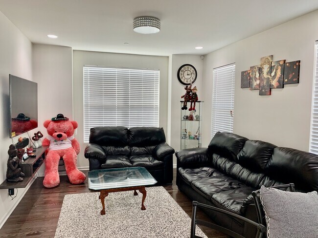 Photo - 530 Fairway Dr