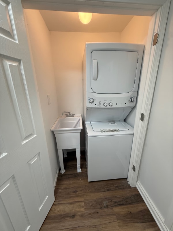 Photo - 9129 Southmoor Ave