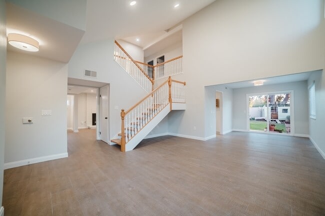 Photo - 1811 Autumn Pl