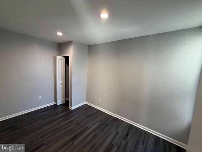 Photo - 38 N Redfield St