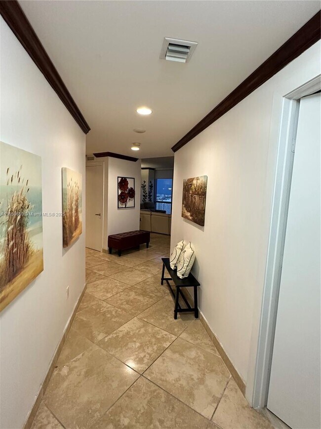 Photo - 1060 Brickell Ave Unit 3001