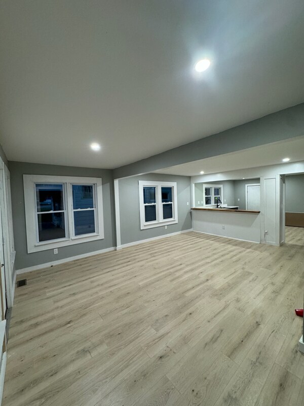 Photo - 7584 Hudson Ave