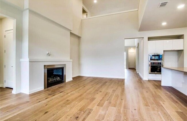 Photo - 4031 Heatherton Dr