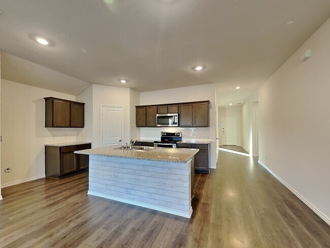 Photo - 116 Easy Goer Trl