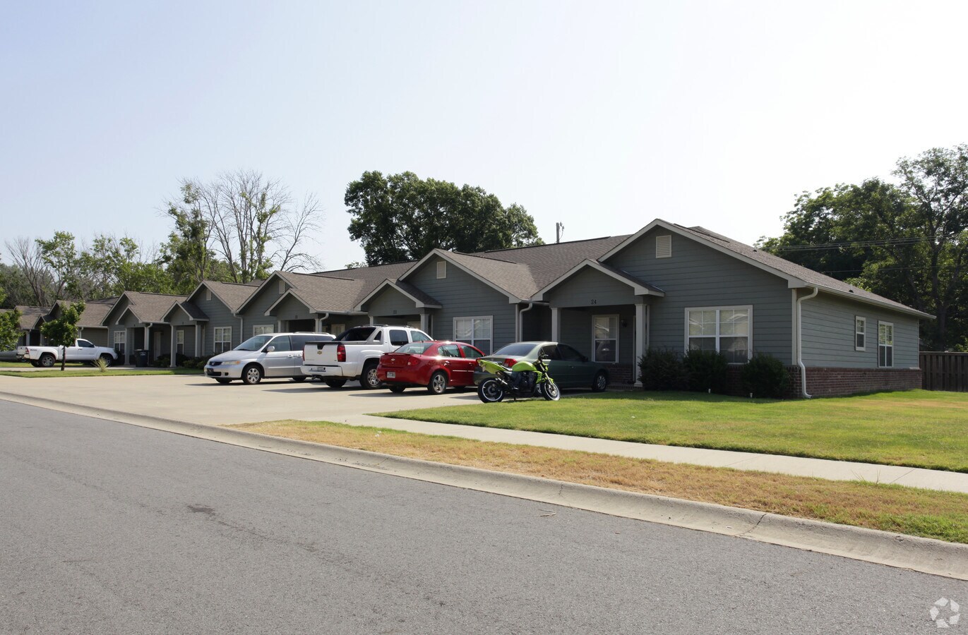 Stonegate - Stonegate Apartments