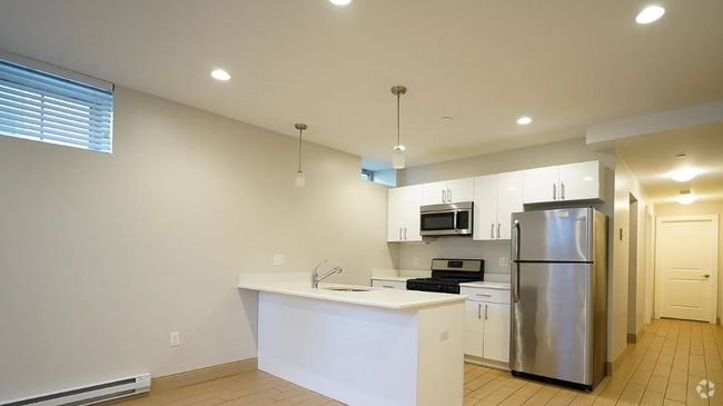 Building Photo - 50 Kent St Unit 1 Rental